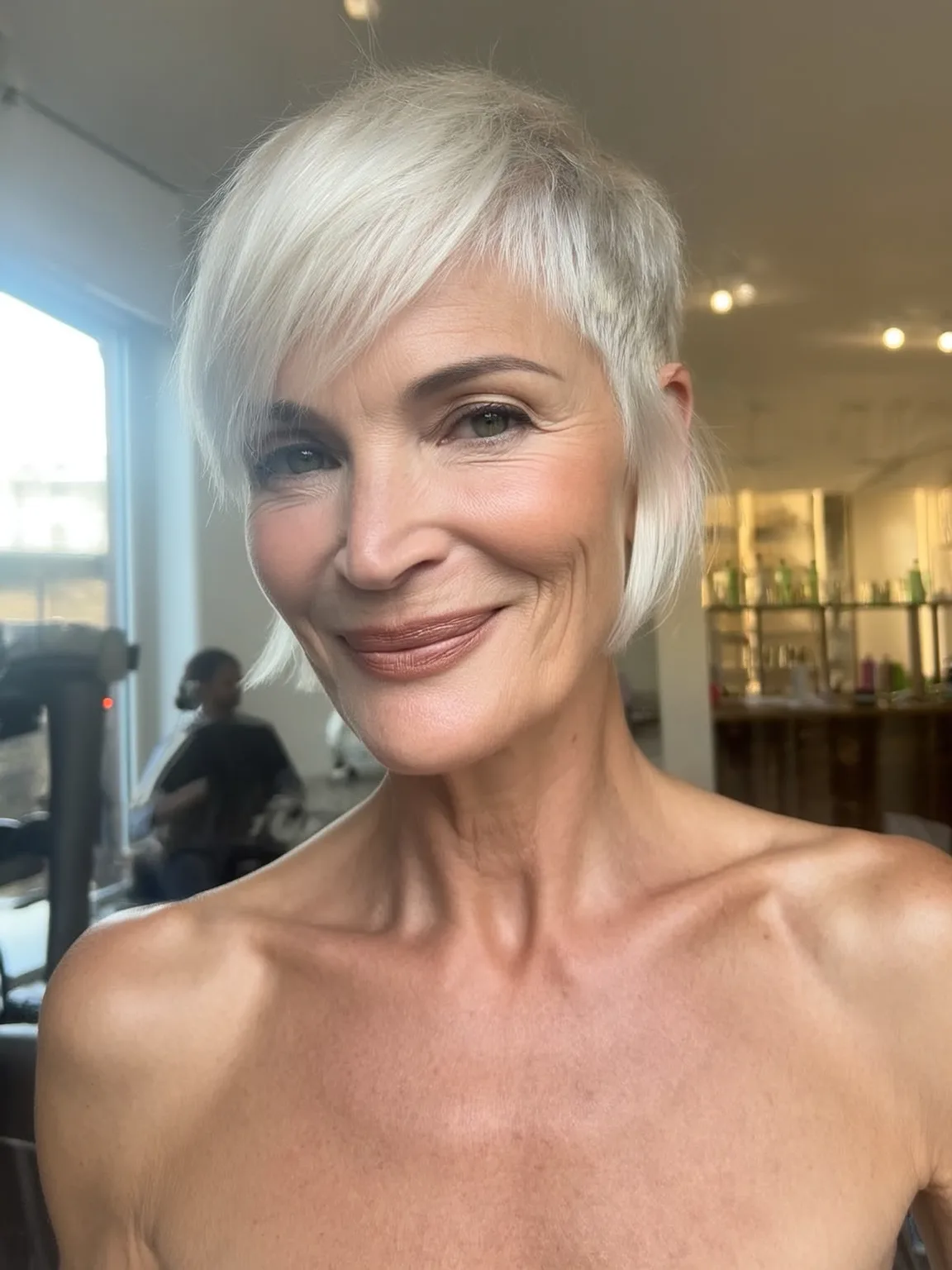 Sleek Silver Frost Pixie with Side-Swept Bangs