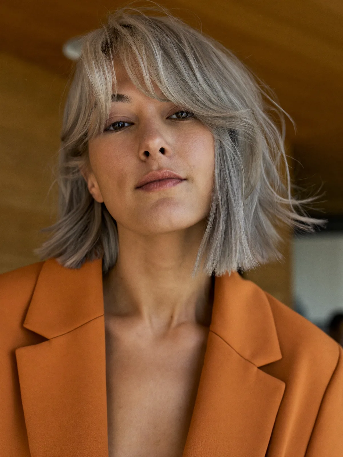 Textured Silver Lob with Soft Curtain Bangs for Effortless Framing