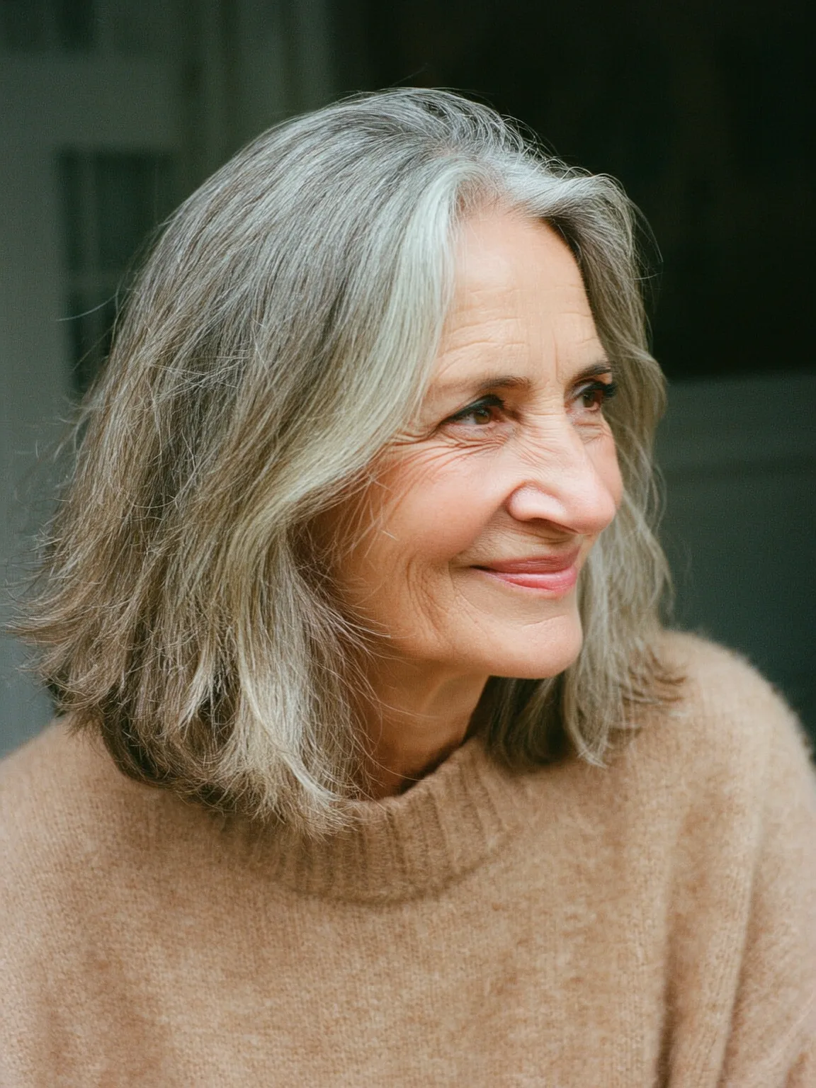 Soft Wavy Lob with Silver Gray and Natural Highlights