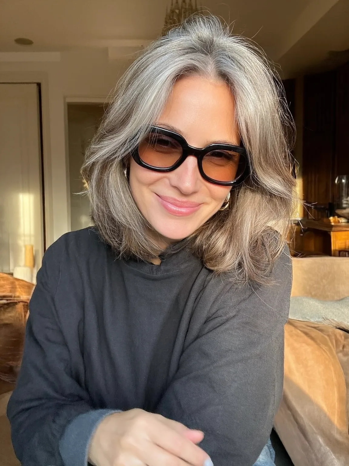 Medium Volume Wavy Lob in Silver Frost
