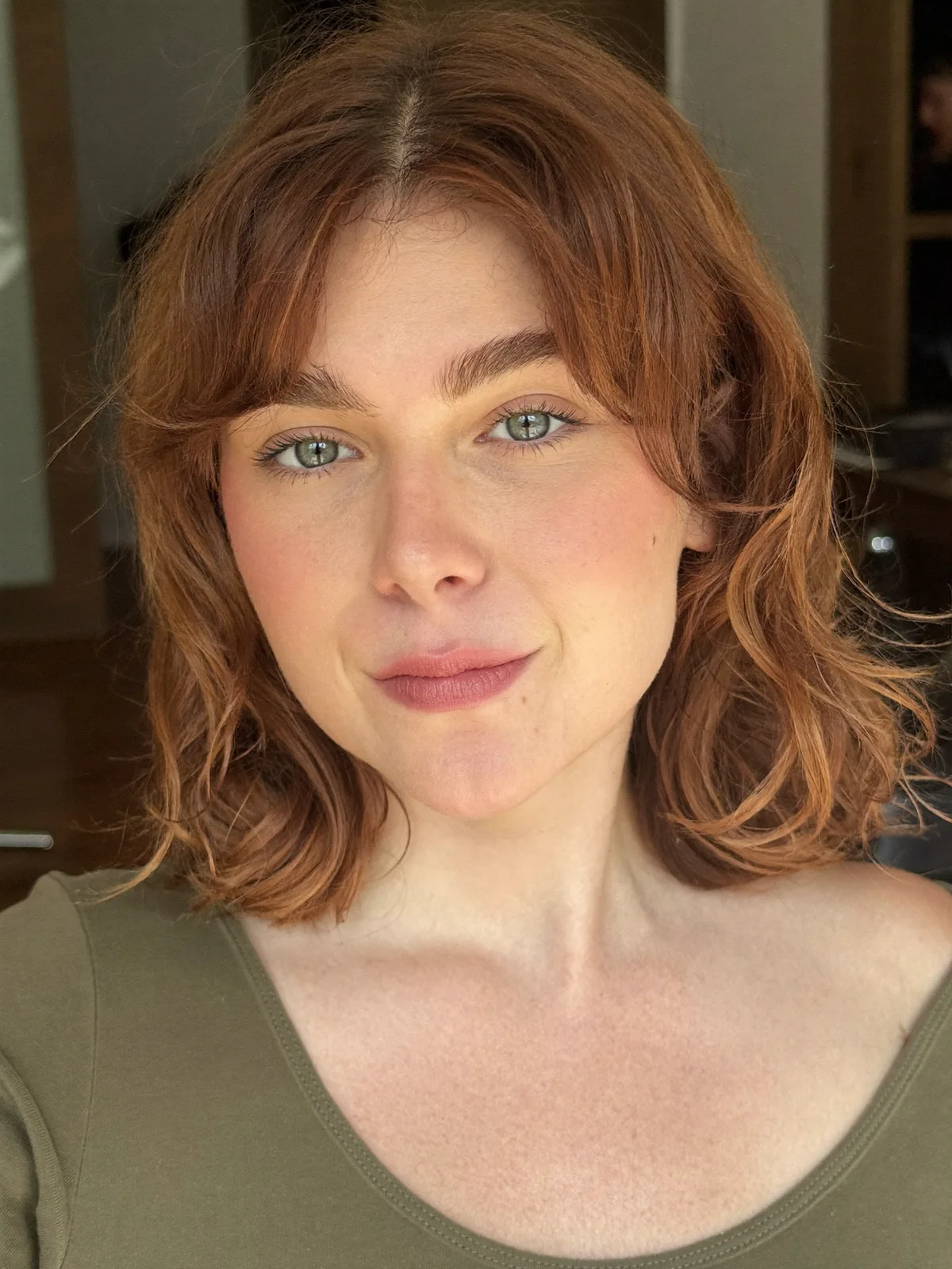 Soft Wolf Cut with Shoulder-Length Layers and Effortless Waves