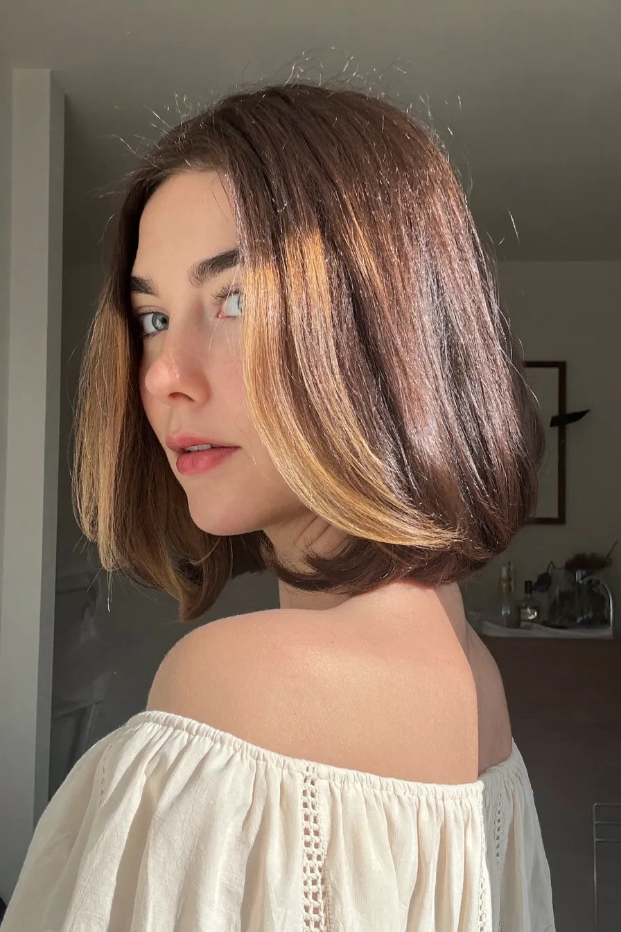 Chin-Length Classic Straight Bob with Subtle Volume