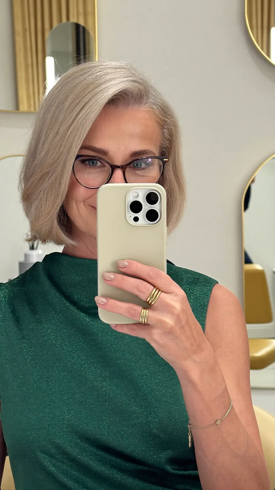 Classic Chin-Length Blunt Bob with Soft Side-Swept Bangs
