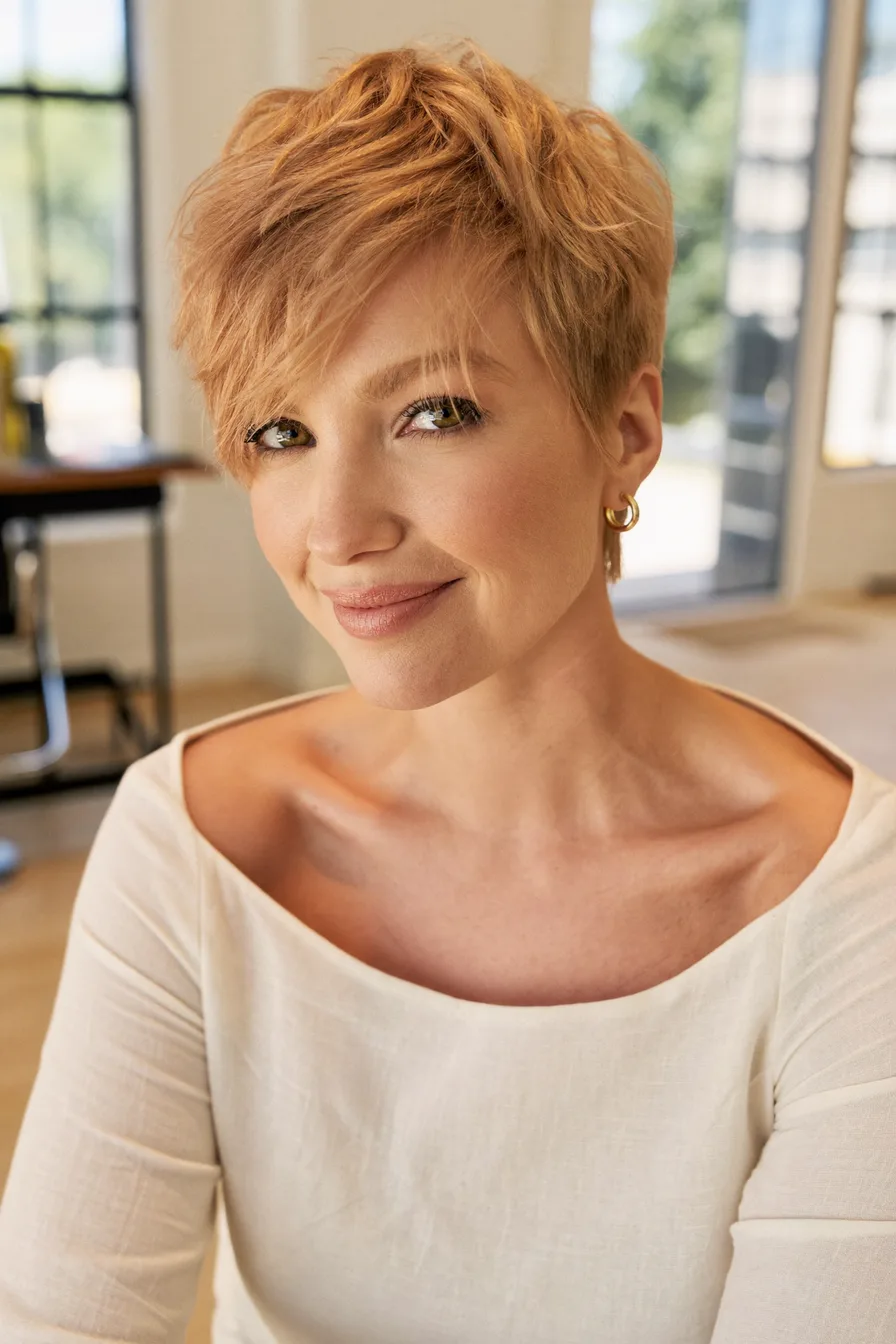 Textured Voluminous Side-Swept Warm Pixie Cut