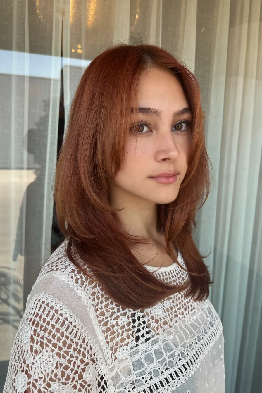 Chic Straight Long Layered Haircut with Soft Curtain Bangs