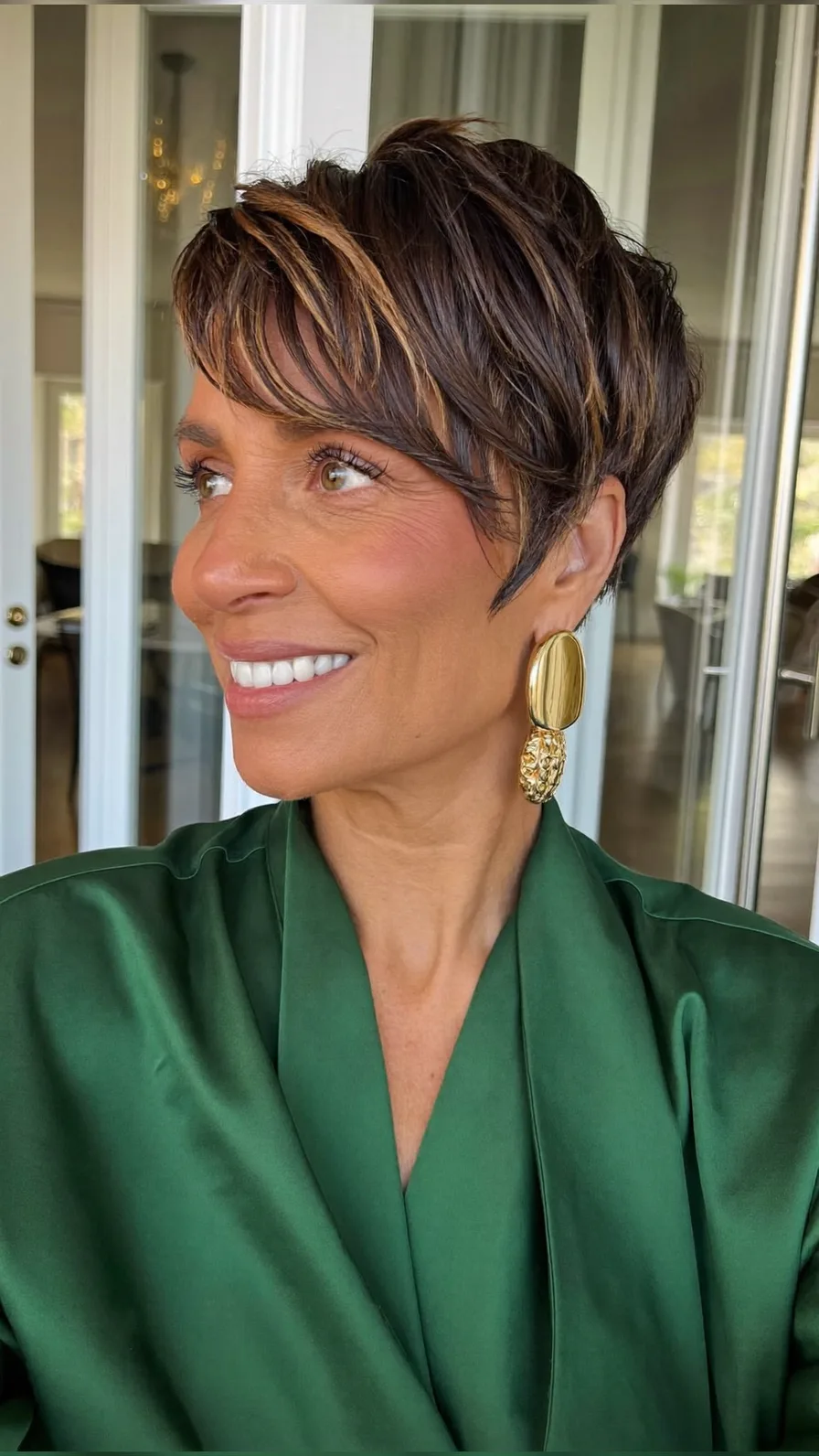 Modern Textured Pixie Cut with Warm Caramel Highlights
