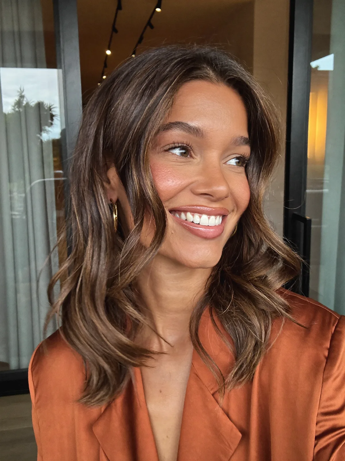Soft Balayage Textured Lob with Face-Framing Layers
