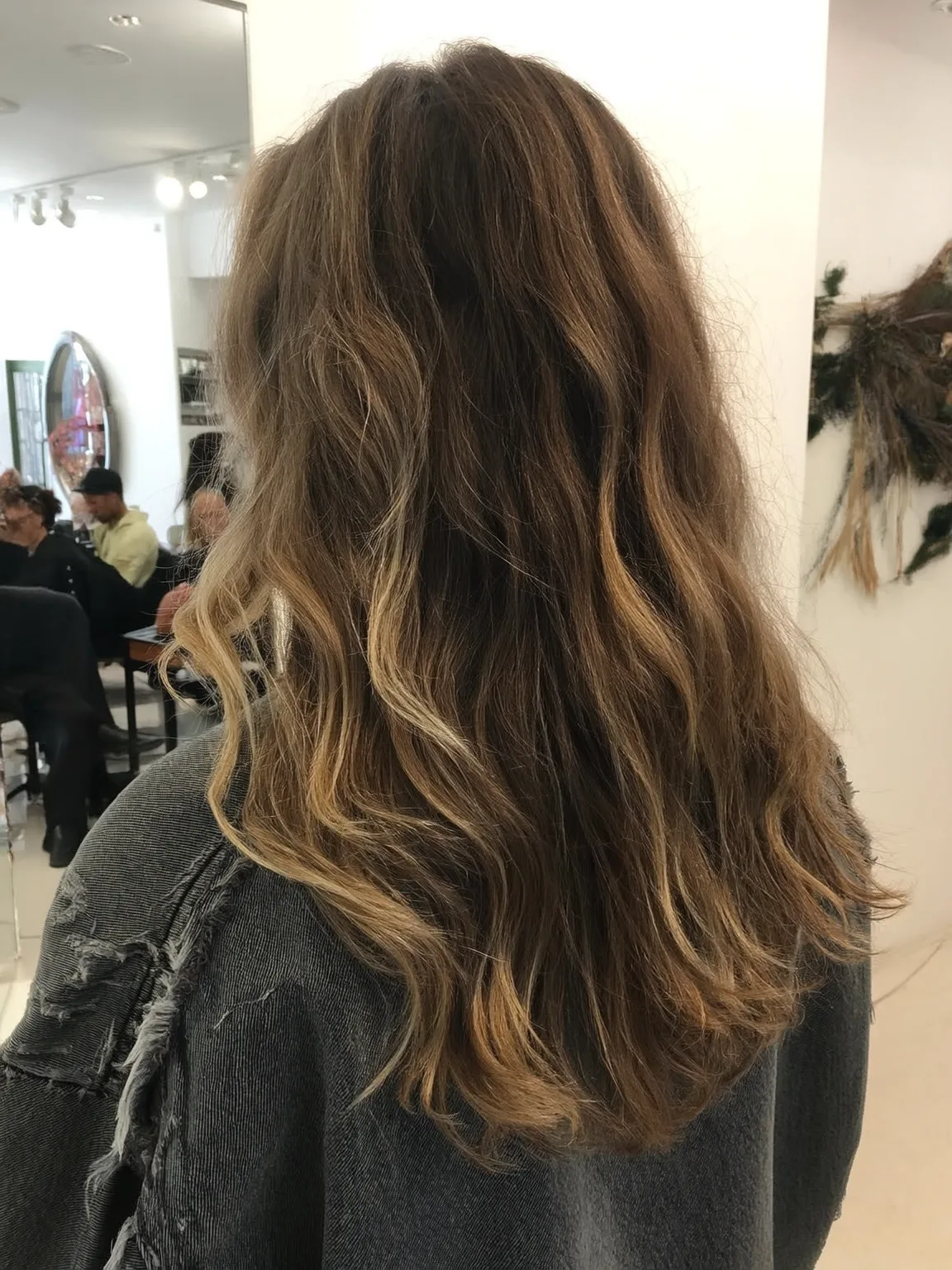 Flowing Long Layers with Warm Caramel Highlights